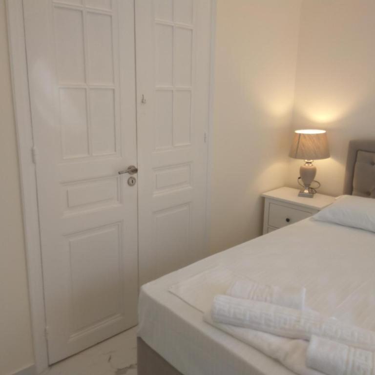 Nafpaktos Beach Luxury Suites Exterior foto